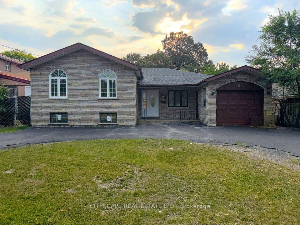 61 Bloomington Crescent, Toronto, ON M3N 1R2 – photo 2