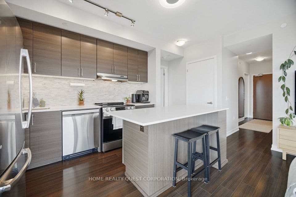 2560 Eglinton Avenue W 2205, Mississauga, ON L5M 0Y3 – photo 2