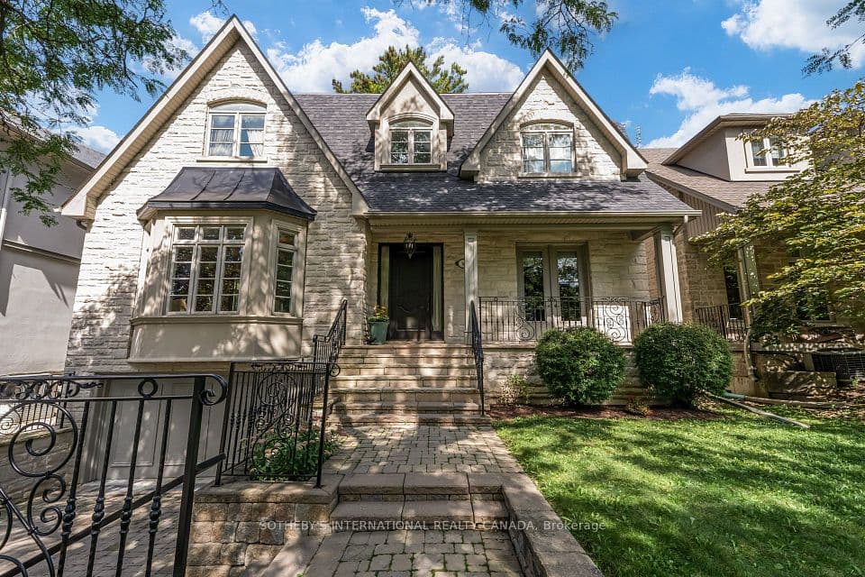 36 Mattice Road, Toronto, ON M9A 1E6 – photo 2