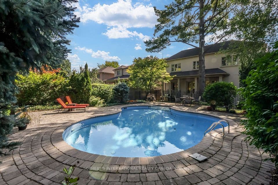 36 Mattice Road, Toronto, ON M9A 1E6 – photo 3