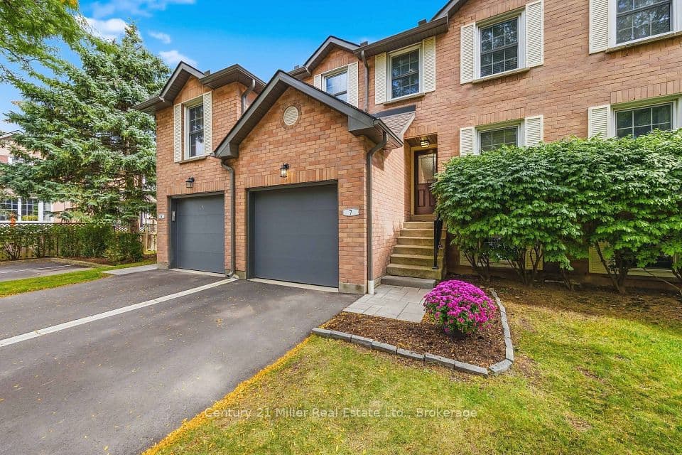2935 Headon Forest Drive 7, Burlington, ON L7M 3Z7 – photo 3