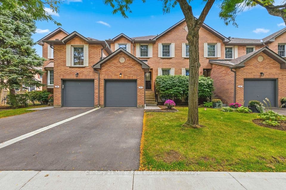 2935 Headon Forest Drive 7, Burlington, ON L7M 3Z7 – photo 2