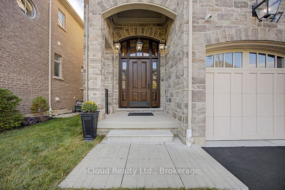 47 West Branch Drive, Halton Hills, ON L7G 6N7 – photo 3