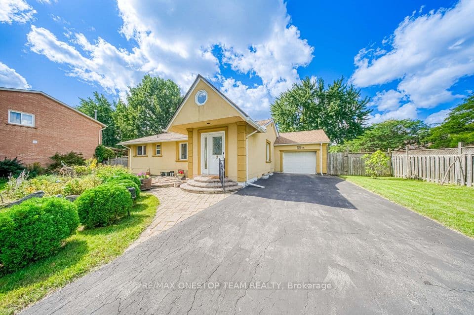 1398 Clearview Drive, Oakville, ON L6J 6X3 – photo 2
