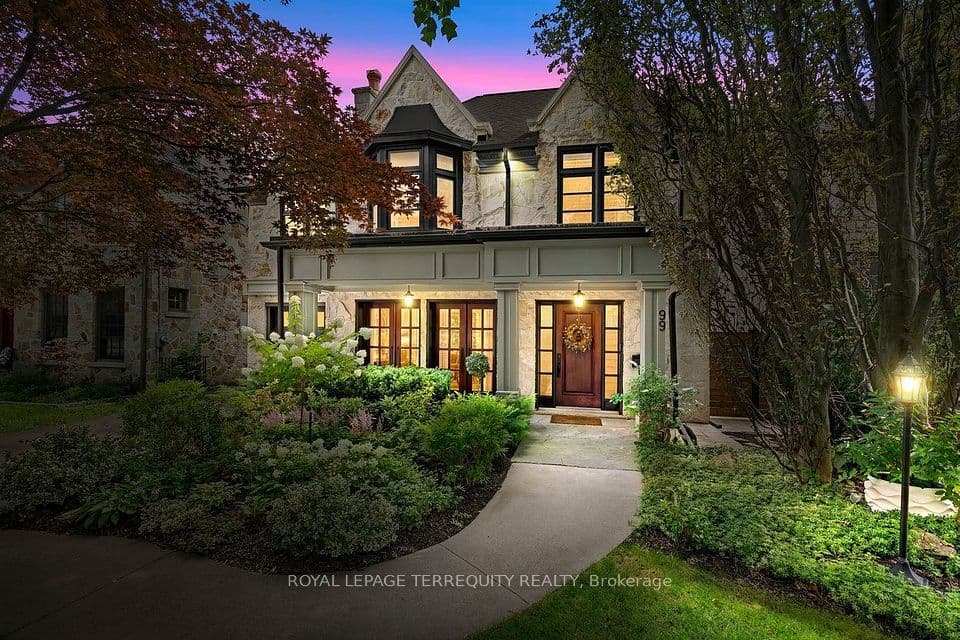 99 Dunedin Drive, Toronto, ON M8X 2K8 – main photo