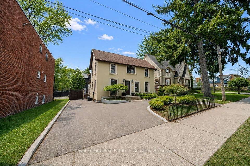 36 Mississauga Road N, Mississauga, ON L5H 2H6 – photo 3
