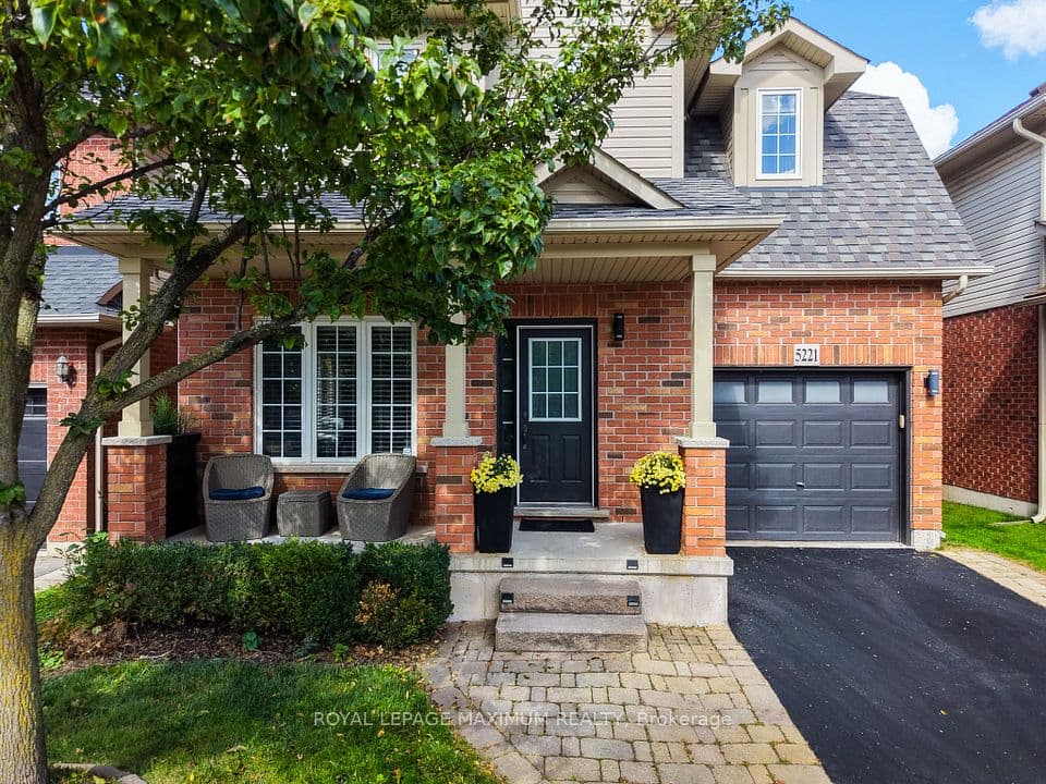 5221 Garland Crescent, Burlington, ON L7L 7K9 – photo 2