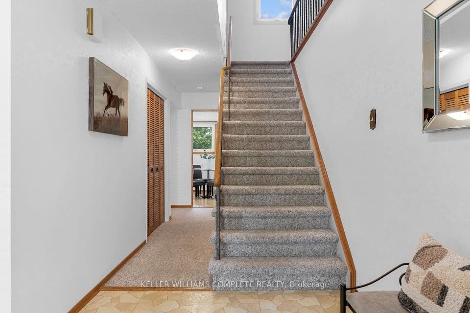 2134 CARTIER Crescent, Burlington, ON L7P 2Z5 – photo 3