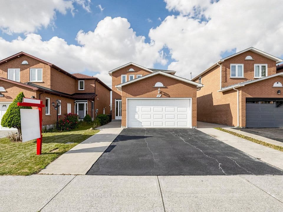 1125 Ivandale Drive, Mississauga, ON L5V 1A9 – main photo