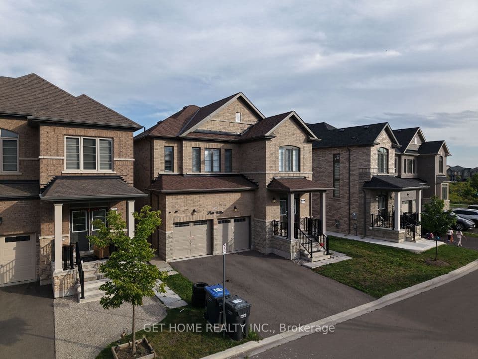 24 Bachelor Street, Brampton, ON L7A 5A9 – main photo