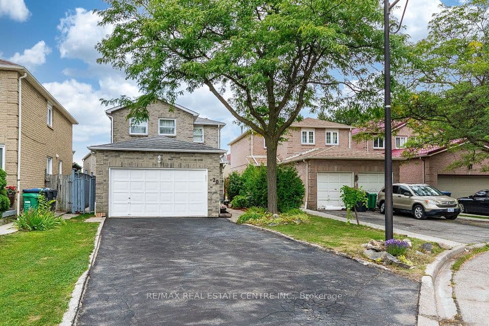 20 Dupont Court, Brampton, ON L6Y 3R5 – main photo