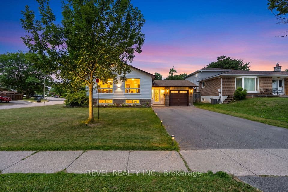383 Bartley Bull Parkway, Brampton, ON L6W 2M1 – main photo