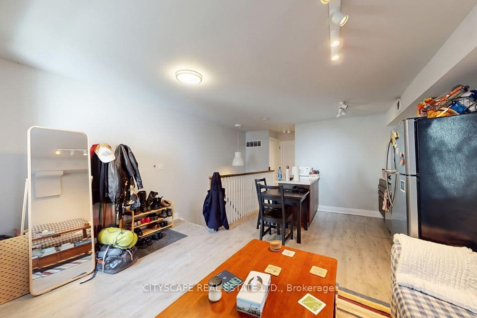 467 Keele Street, Toronto, ON M6N 3E1 – photo 3