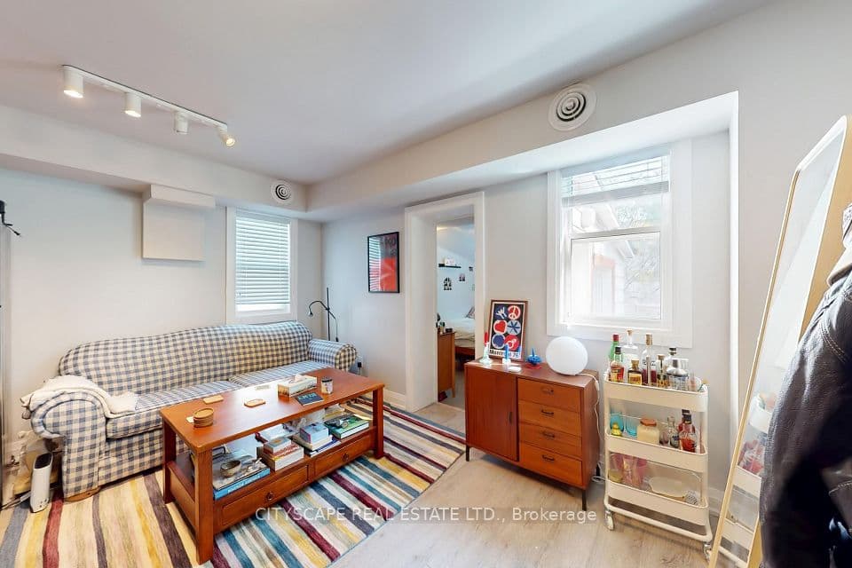 467 Keele Street, Toronto, ON M6N 3E1 – photo 2
