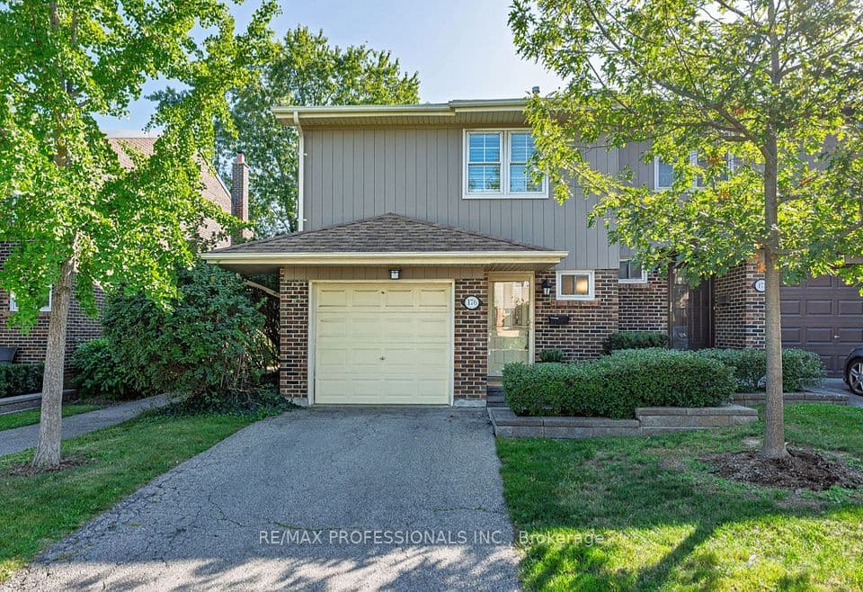 1951 Rathburn Road E 176, Mississauga, ON L4W 2N9 – main photo