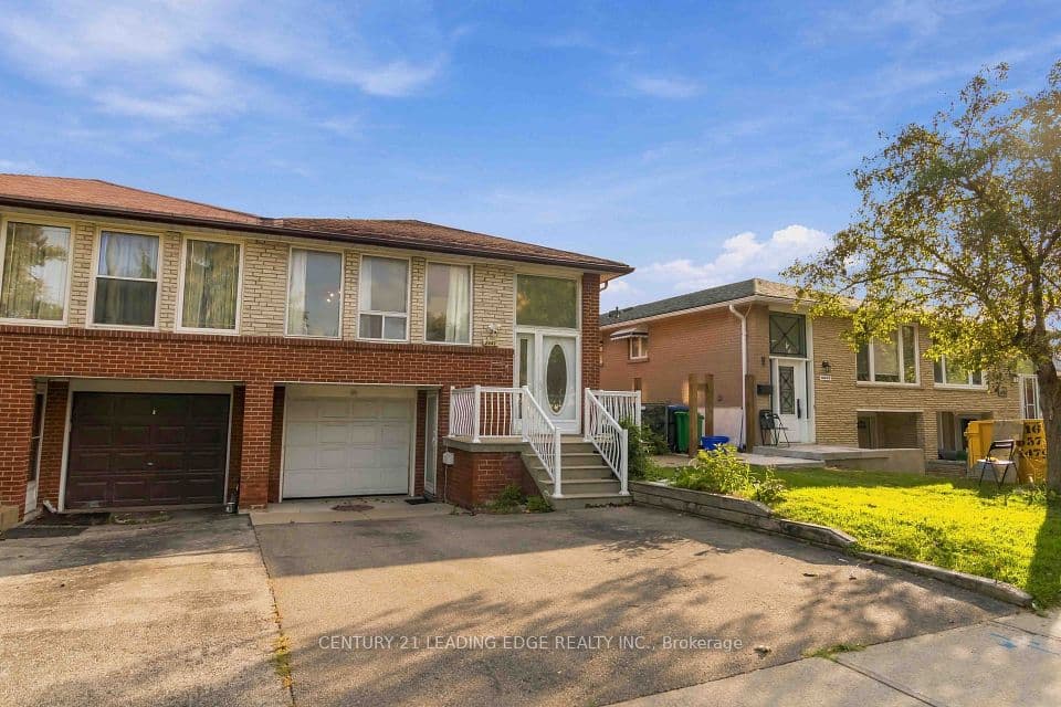 3441 Anneliese Avenue, Mississauga, ON L4Y 3E1 – photo 2