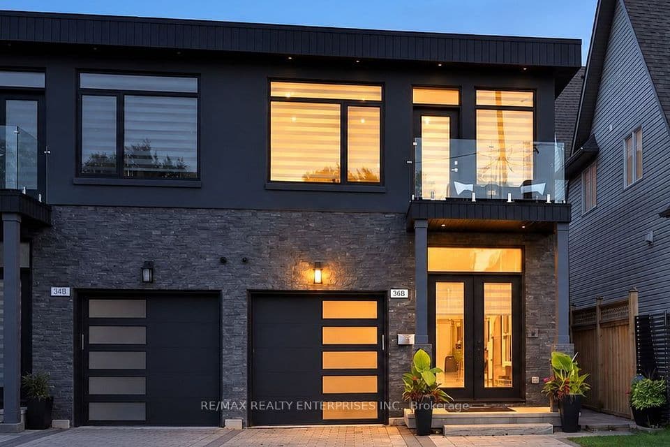 36B Pine Avenue, Mississauga, ON L5H 2P8 – main photo