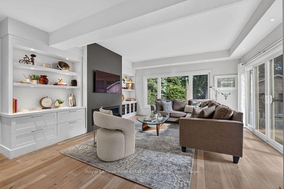 33 Ben Machree Drive, Mississauga, ON L5H 2S2 – main photo