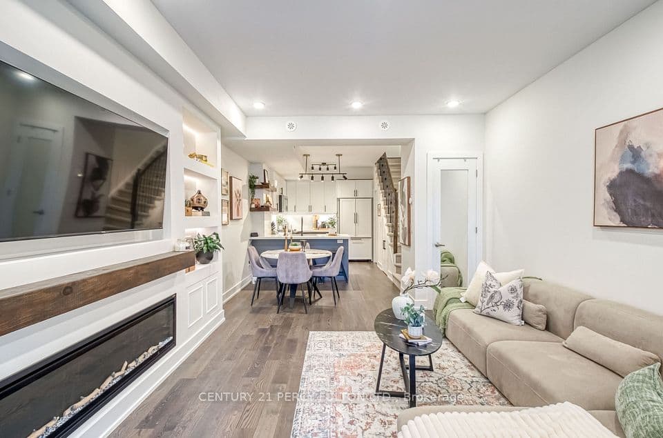26 Ernest Avenue 20, Toronto, ON M6P 0B8 – photo 3