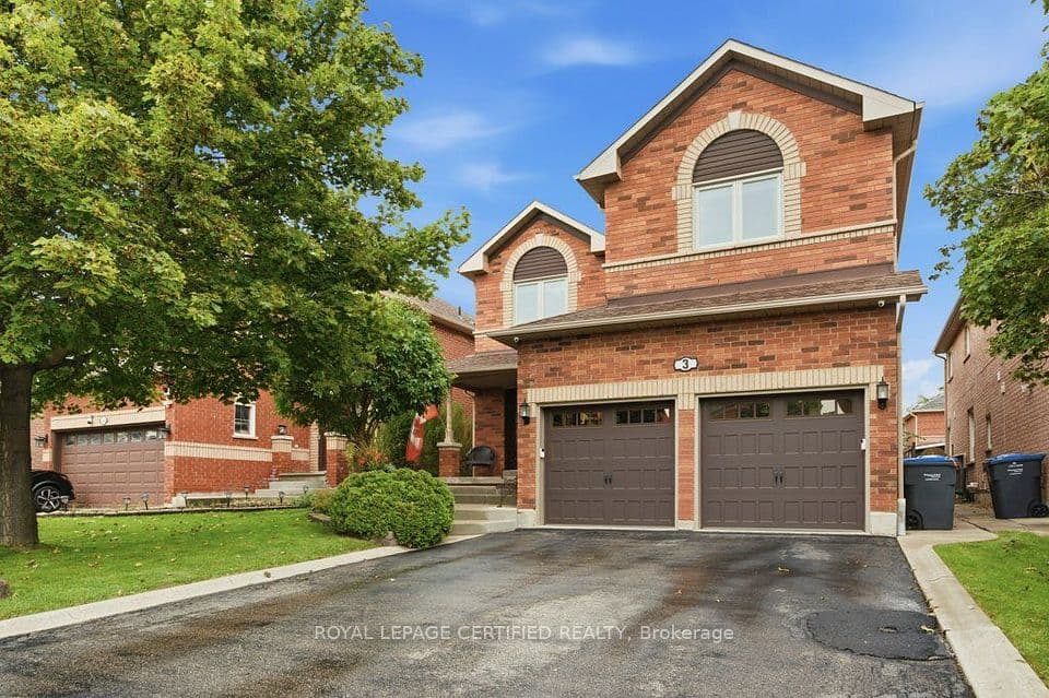 3 National Crescent, Brampton, ON L7A 1H1 – main photo