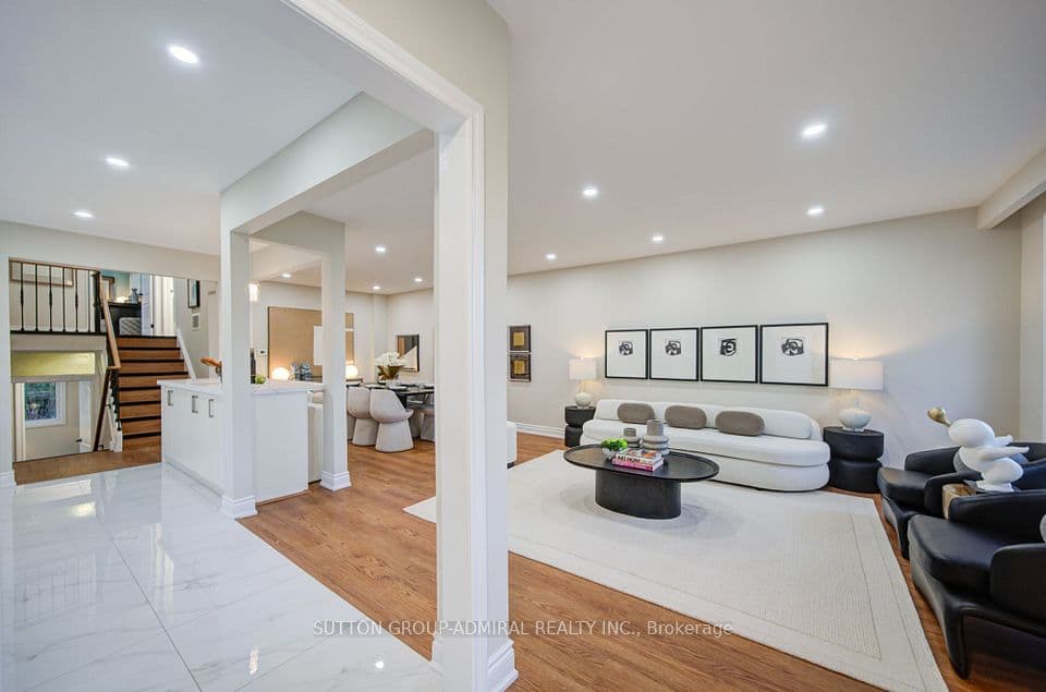 78 Clayhall Crescent, Toronto, ON M3J 1W6 – photo 3