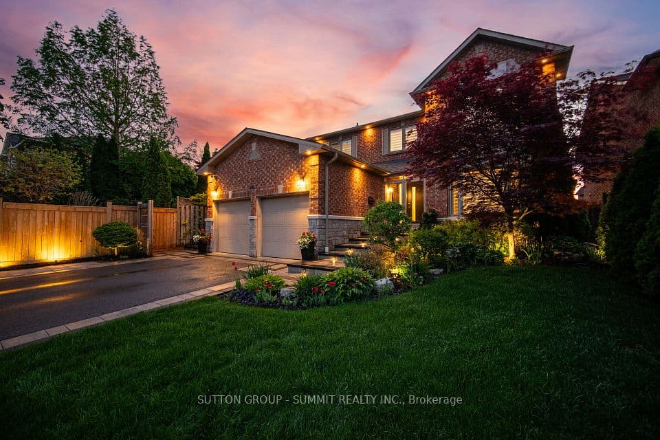 2017 LADY DI Court NW, Mississauga, ON L5K 2N1 – photo 3