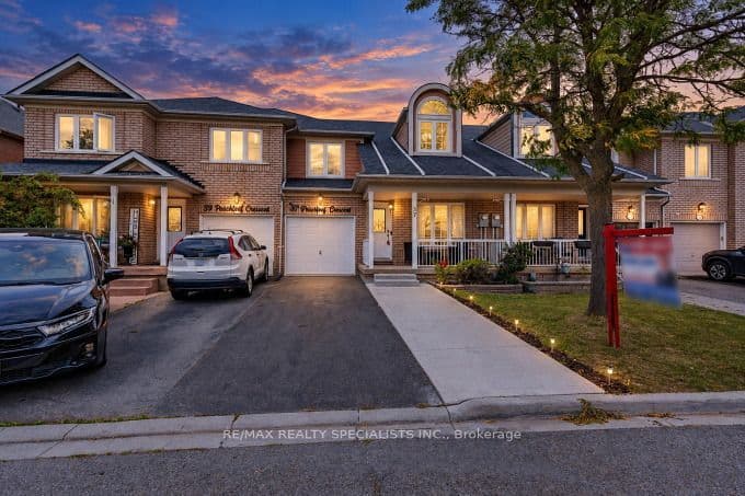 37 PEACHLEAF Crescent, Brampton, ON L7A 2B4 – photo 2