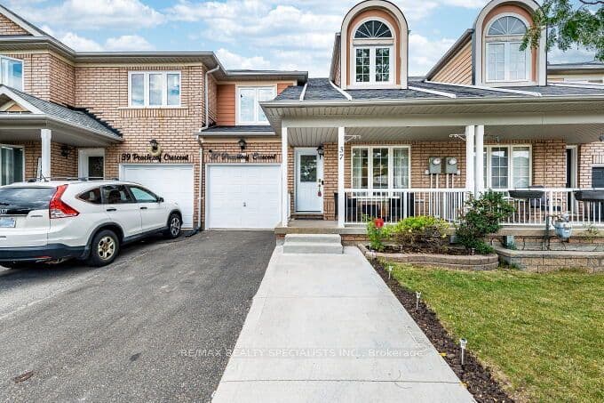 37 PEACHLEAF Crescent, Brampton, ON L7A 2B4 – photo 3