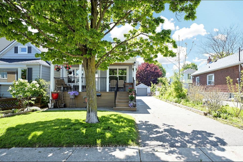 26 Sixteenth Street, Toronto, ON M8V 3J8 – photo 2