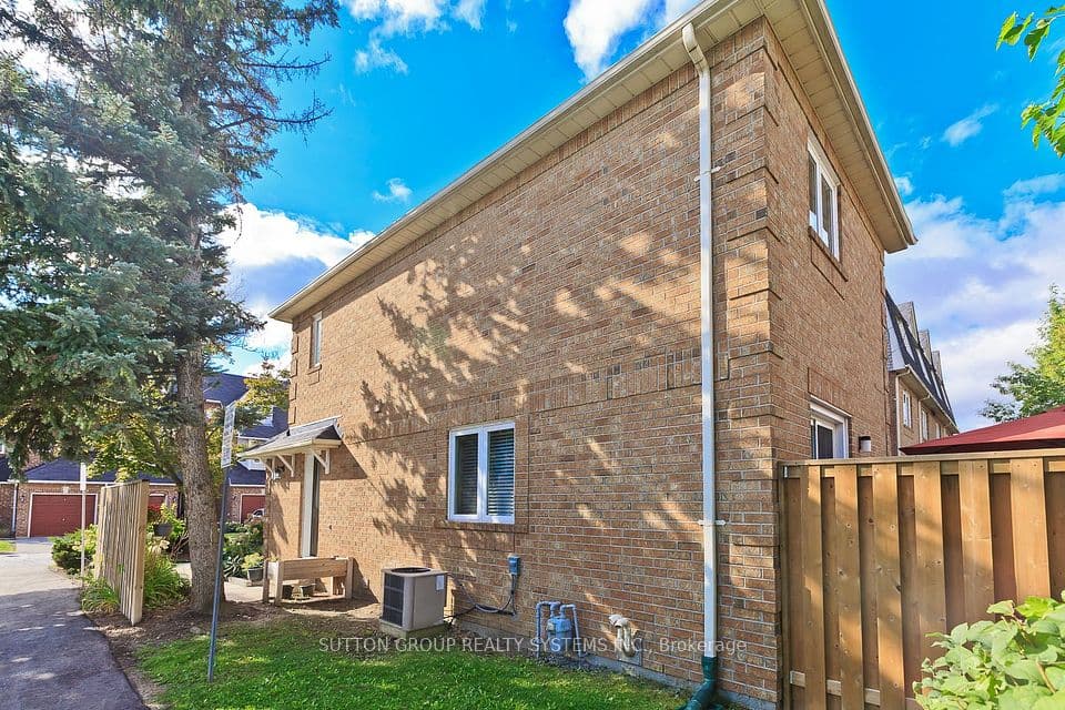 45 Bristol Road E 20, Mississauga, ON L4Z 3P5 – photo 3