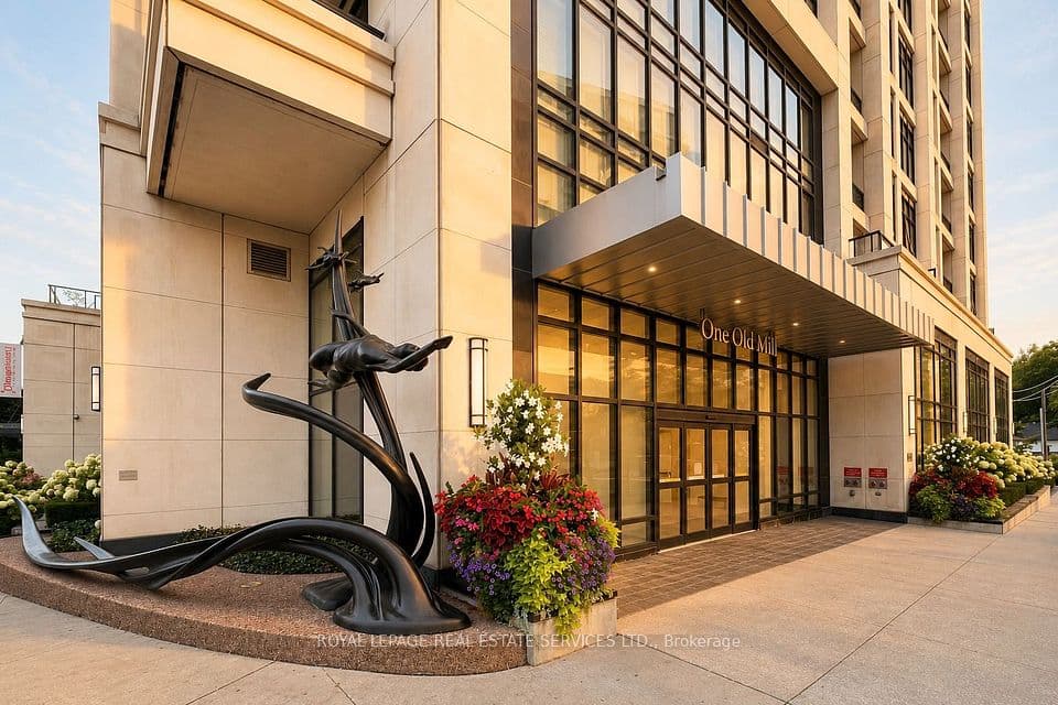1 Old Mill Drive 901, Toronto, ON M6S 0A1 – photo 3