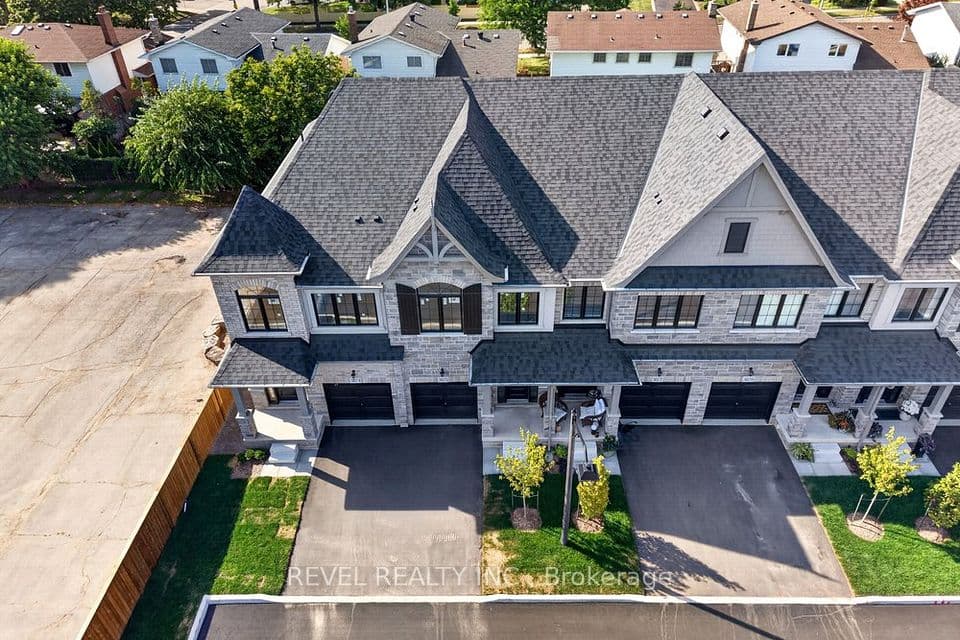 3175 Maplehill Drive, Burlington, ON L7N 2W3 – photo 3