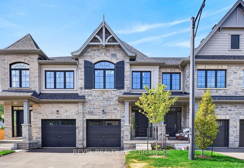 3175 Maplehill Drive, Burlington, ON L7N 2W3 – main photo