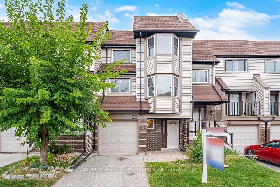 6780 Formentera Avenue 20, Mississauga, ON L5N 2L1 – main photo