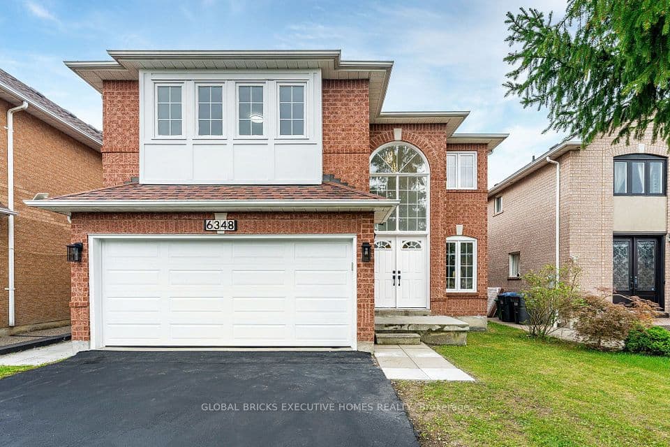 6348 Newcombe Drive, Mississauga, ON L5V 2G5 – main photo