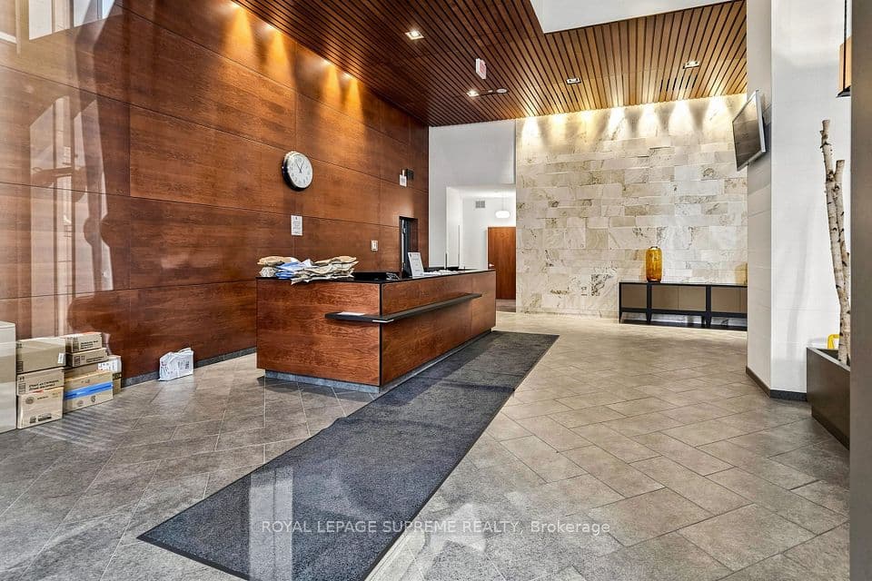 4090 Living Arts Drive 1202, Mississauga, ON L5B 4M8 – photo 2