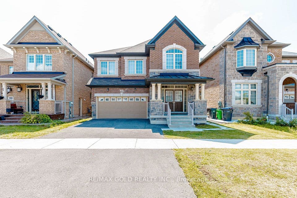 33 Tiger Crescent, Brampton, ON L6R 0C8 – main photo