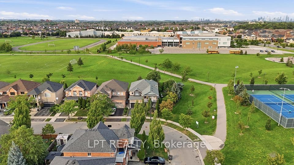 3533 Jorie Crescent, Mississauga, ON L5M 7G6 – photo 3