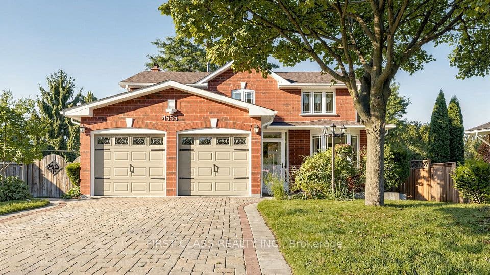 4555 Carpenter Court, Mississauga, ON L5V 1C5 – main photo