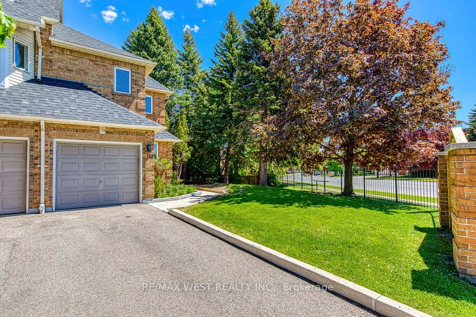 99 Bristol Road E 153, Mississauga, ON L4Z 3P4 – photo 2