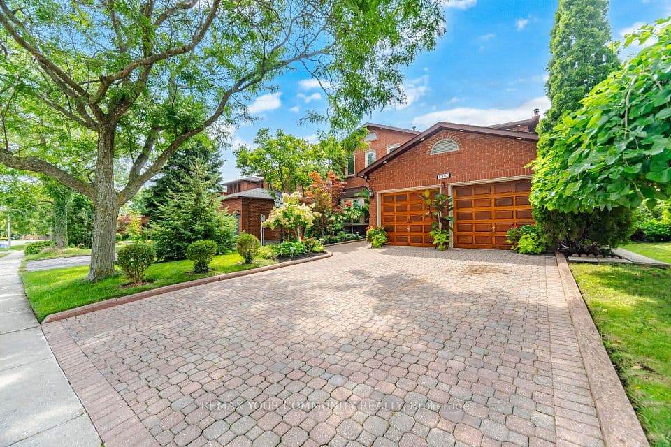 1380 Bishopstoke Way, Oakville, ON L6J 7A5 – photo 2
