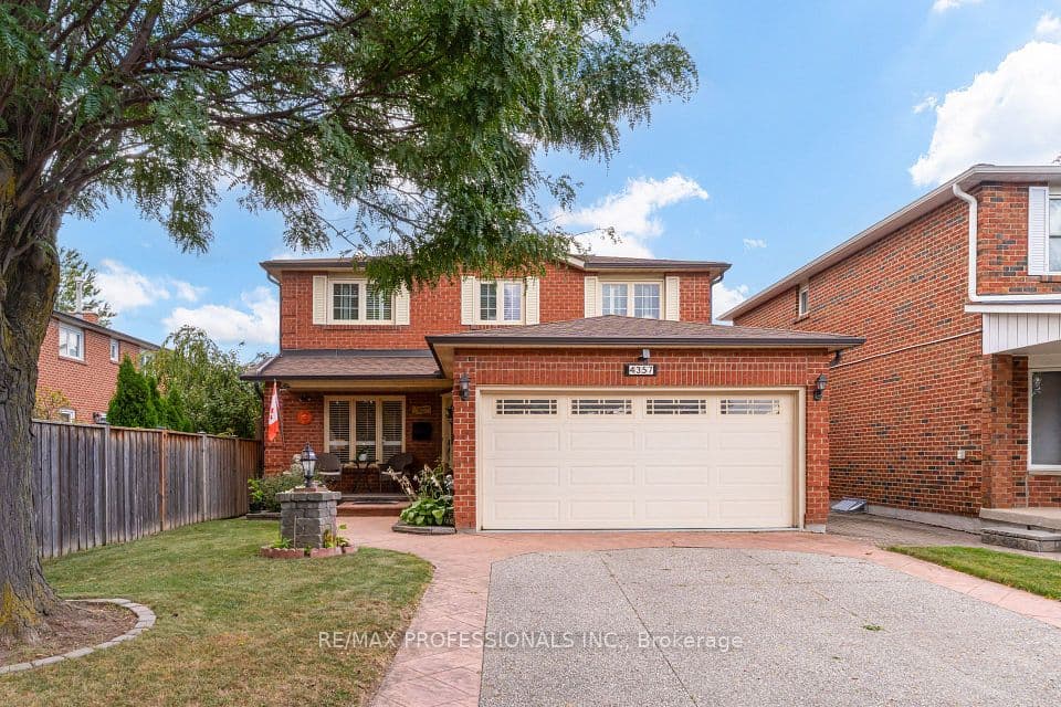 4357 Poltava Crescent, Mississauga, ON L4W 3B9 – main photo