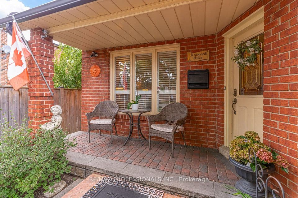4357 Poltava Crescent, Mississauga, ON L4W 3B9 – photo 3