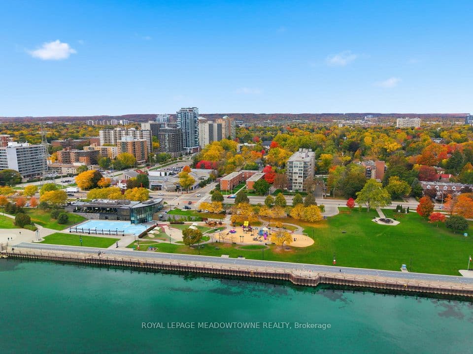 1351 Lakeshore Road 15, Burlington, ON L7S 1B1 – photo 3