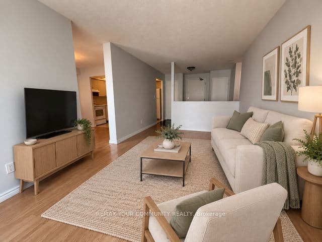 145 Hillcrest Avenue 1709, Mississauga, ON L5B 3Z1 – photo 3