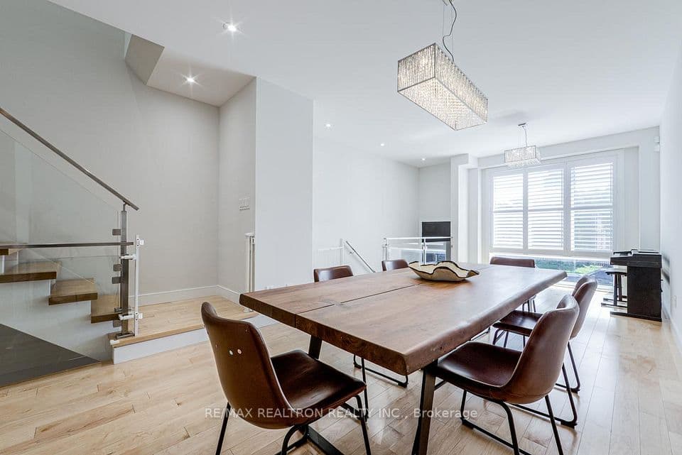 6B Trowell Avenue, Toronto, ON M6M 1L4 – photo 2
