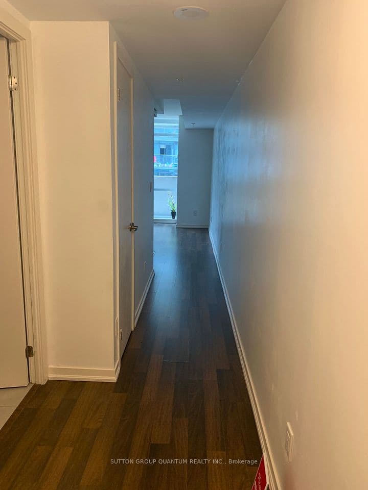 20 Joe Shuster Way 406, Toronto, ON M6K 0A3 – photo 2