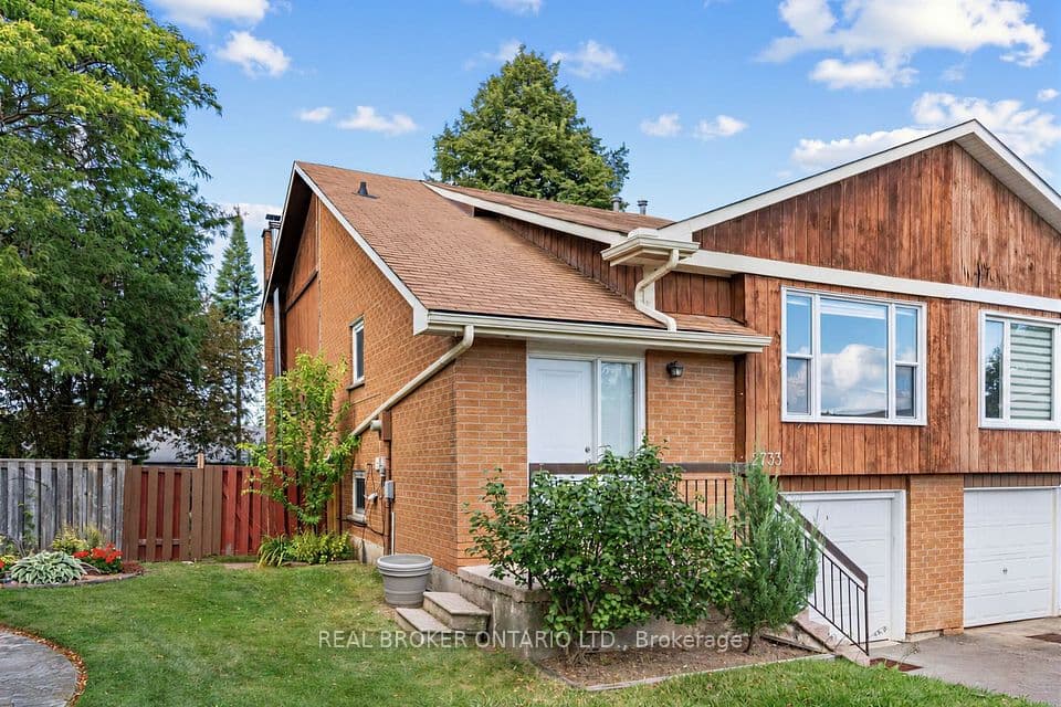 2733 Los Palmas Court, Mississauga, ON L5N 2G6 – main photo