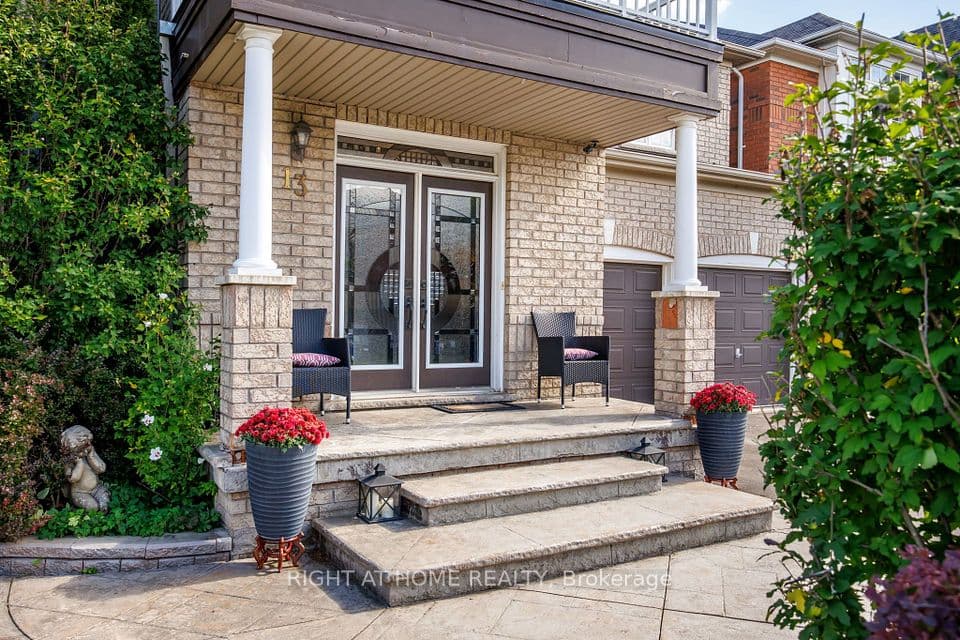 13 Cassinway Road, Brampton, ON L6R 3M4 – photo 2