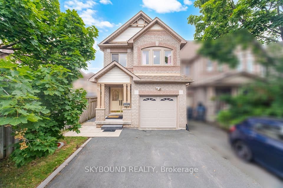 3906 Zenith Court, Mississauga, ON L5N 6Z8 – main photo